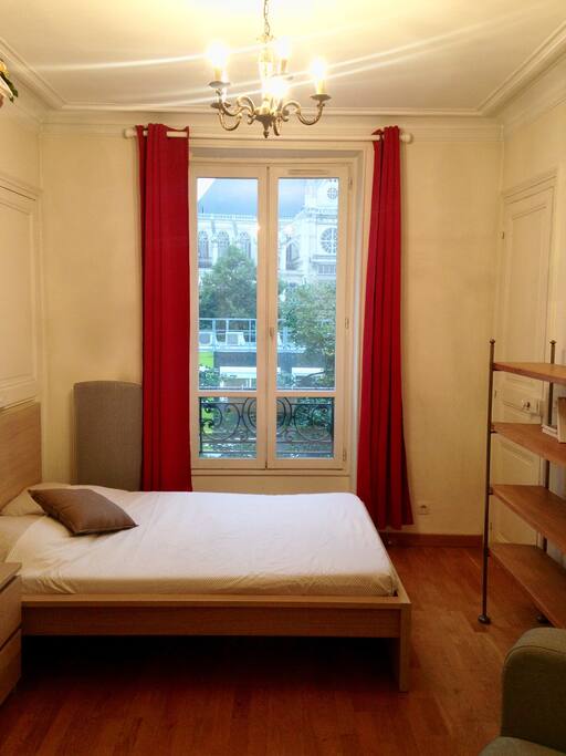 Bedroom with double bed