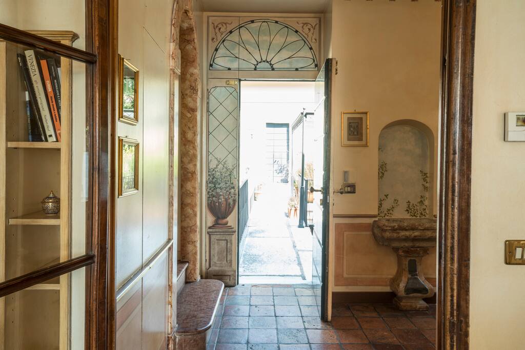 Entrance door