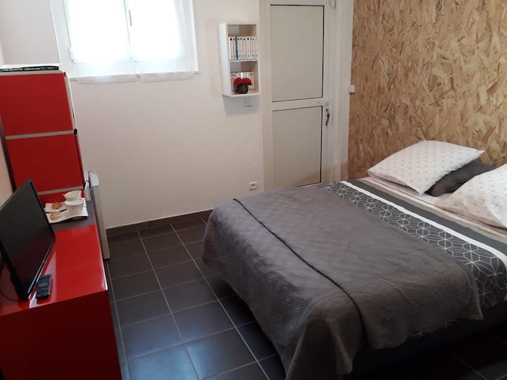 Chambre au calme tout confort à 300m plage