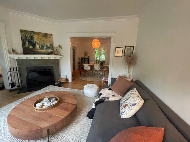 Modern Portland Craftsman in heart of Mississippi gallery image 4