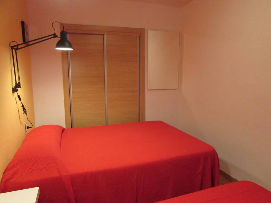 DETALLE HABITACIÓN