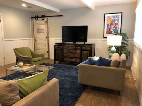 Mid Century meets Farmhouse in Paramount