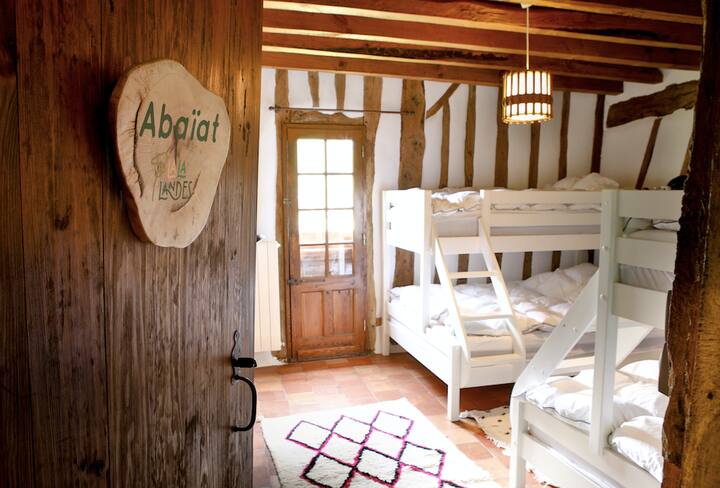 LA LA LANDES / abaïat . chambre enfants