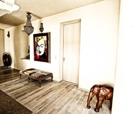 JAMES DEAN Superior room