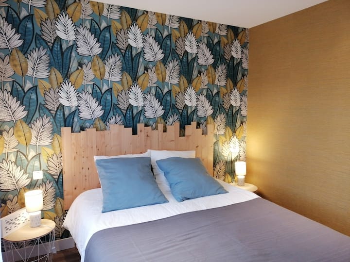 Bedroom 3          
1 160 bed