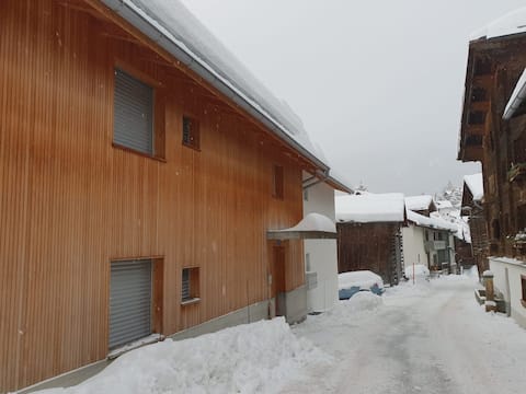 Great outdoors - relaxed luxury apartment