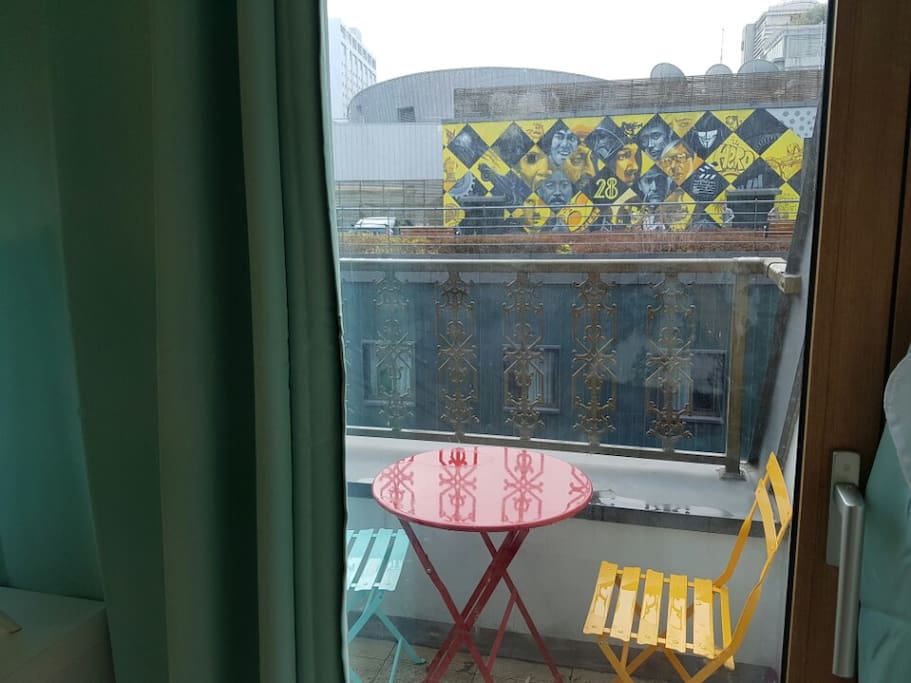 Balcony attached!