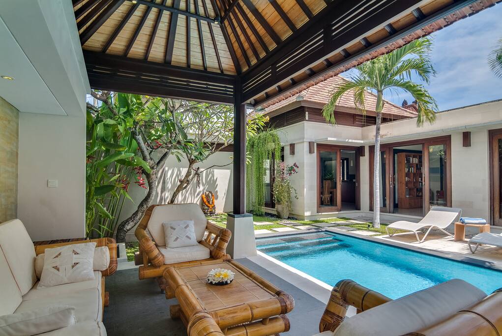Bale - Outdoor living area