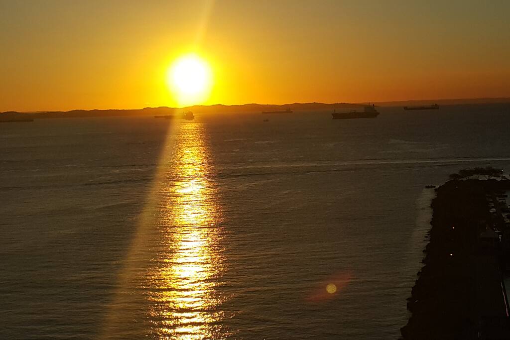 Por do Sol visto da piscina
