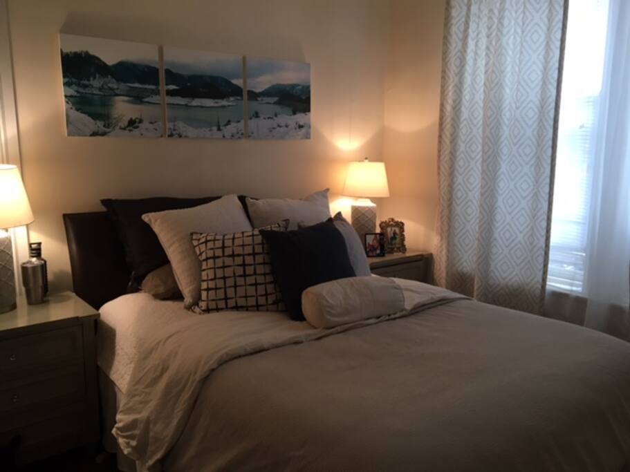 Queen bed