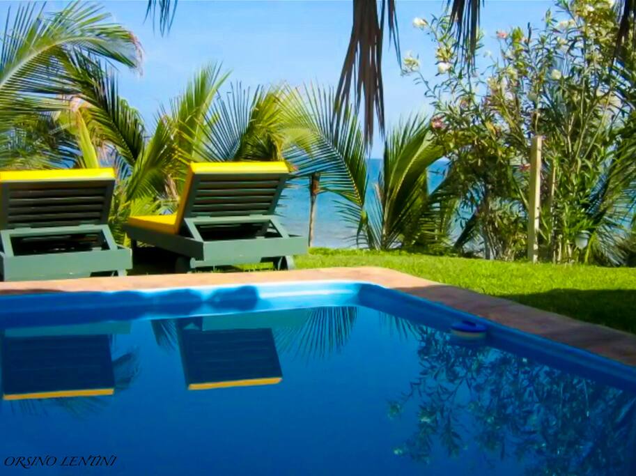 LA PISCINA