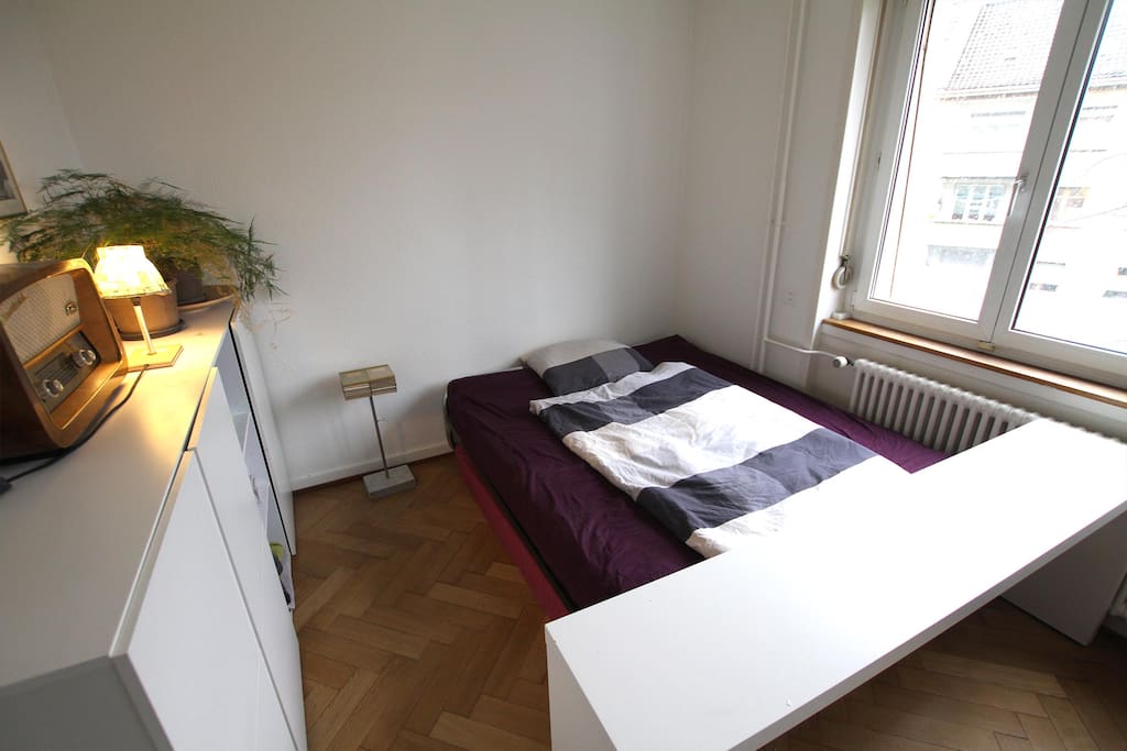 Sleeping Room. With 160cm-Double Bed