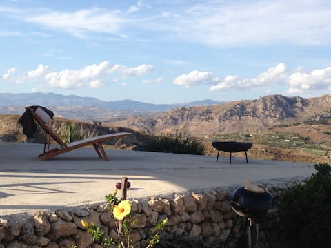 Mortillina, the Suspended House