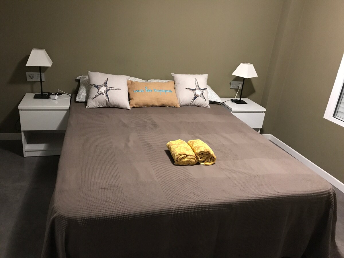 غرفة النوم 1