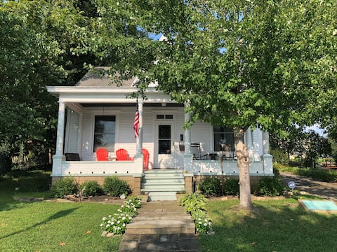 Grant Cottage, historic & charming Ohio River home