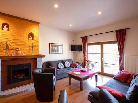 Popular Airbnb listing: Castle view**** Rejuvenated large garden, 3 terraces in Limburg