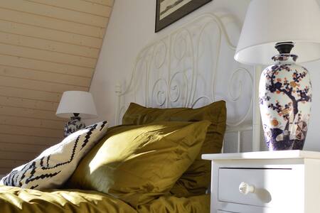 Bright cozy room with Rigi view