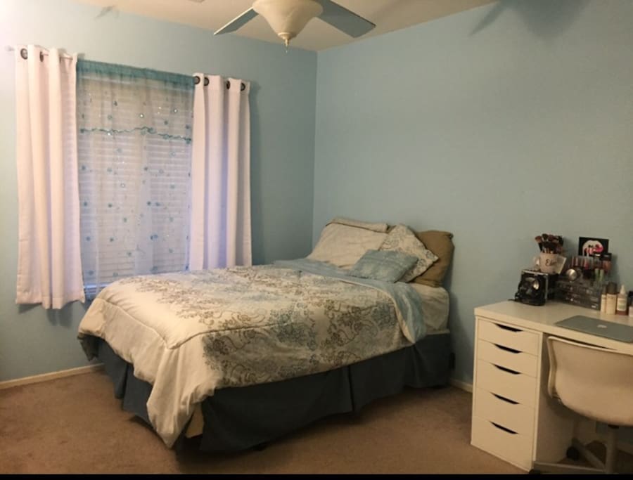 Third bedroom, full size bed.
