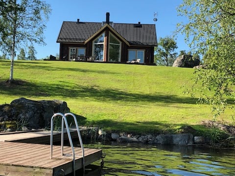 Villa Järvsö, with sauna by the lake