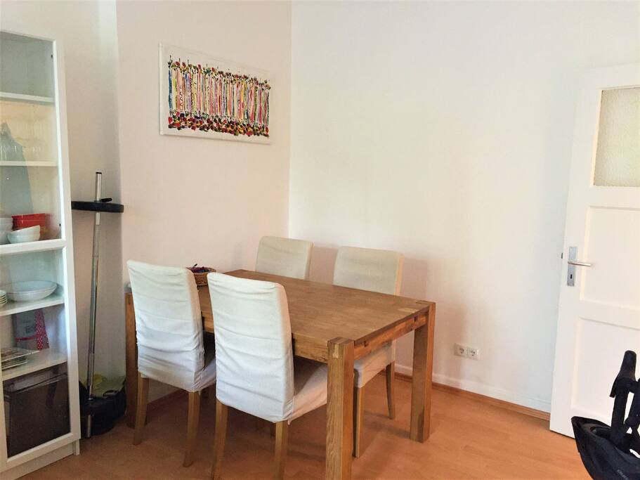 Wohnzimmer/ Living room