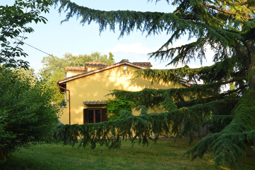 vista della casa dall'ingresso