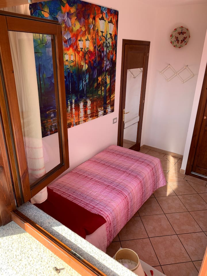 غرفة النوم 2