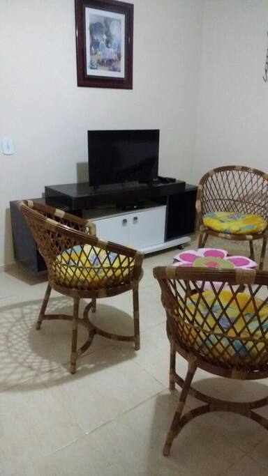 Sala de televisão.