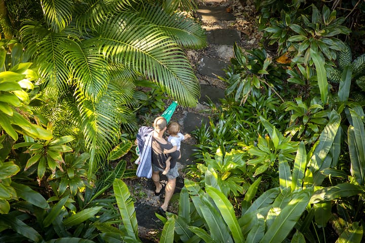 A private Oasis on the sands of Sunshine Beach