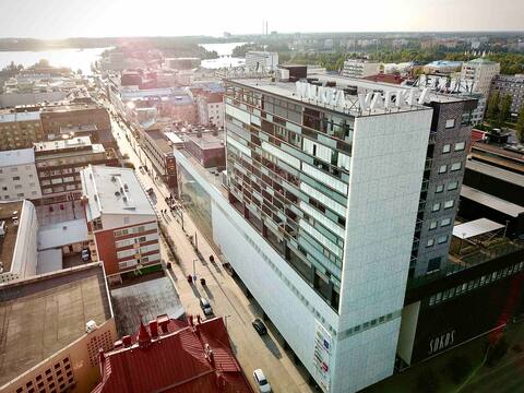 City Center Gem: Modern high floor apartment