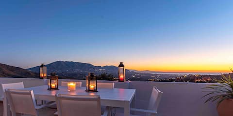 Luxurious Penthouse, amazing view and Jacuzzi !