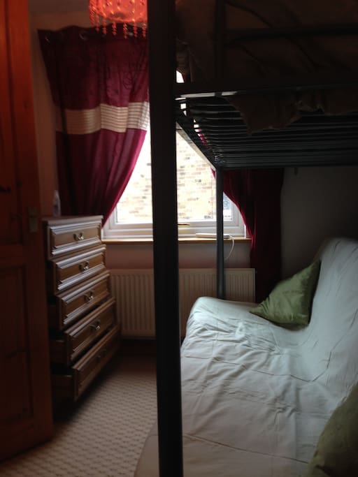 Bunk bed, with slide out double bed