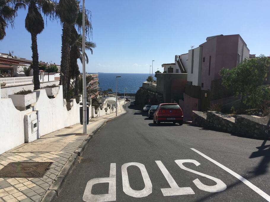 Entrada al complejo / Entrace street