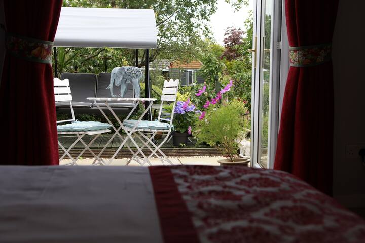 The Garden Elephant Suite, ( Private Access)