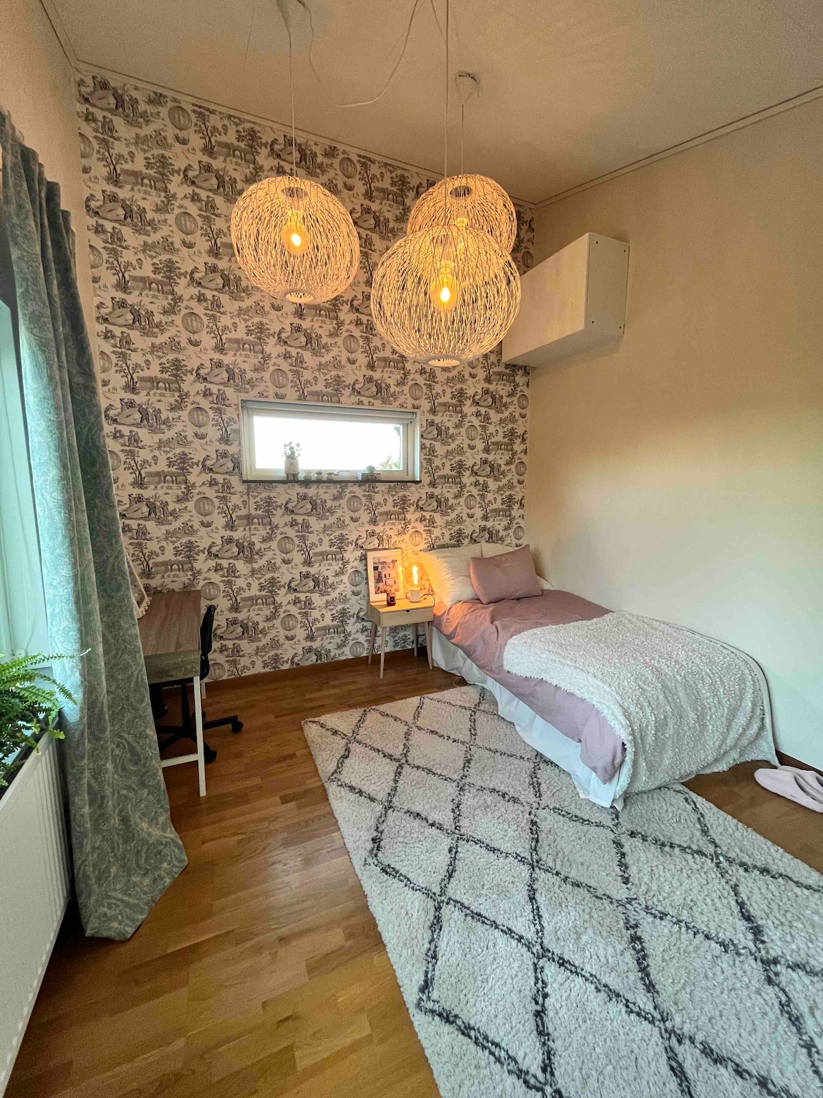 卧室1 ，二楼，床105x200