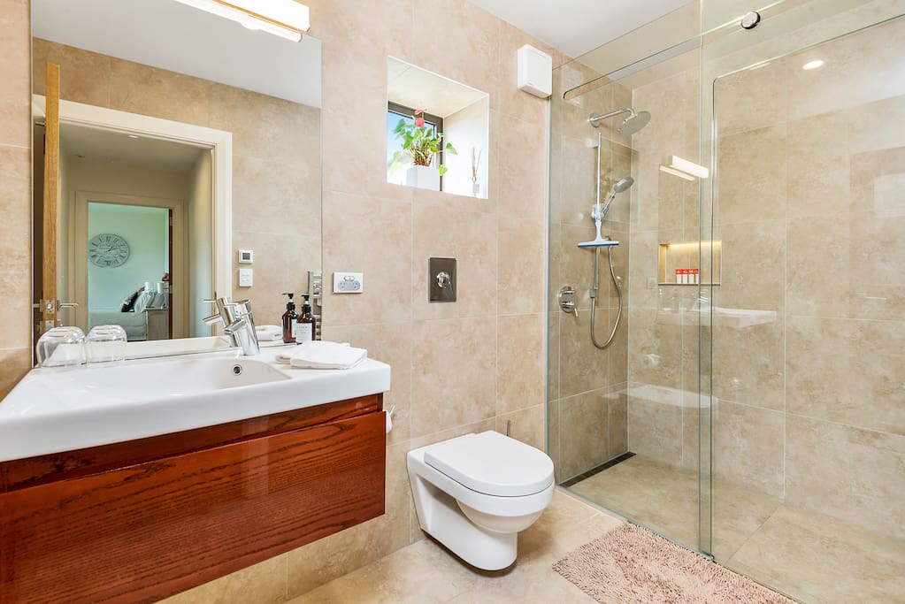Spacious Luxury Bathroom