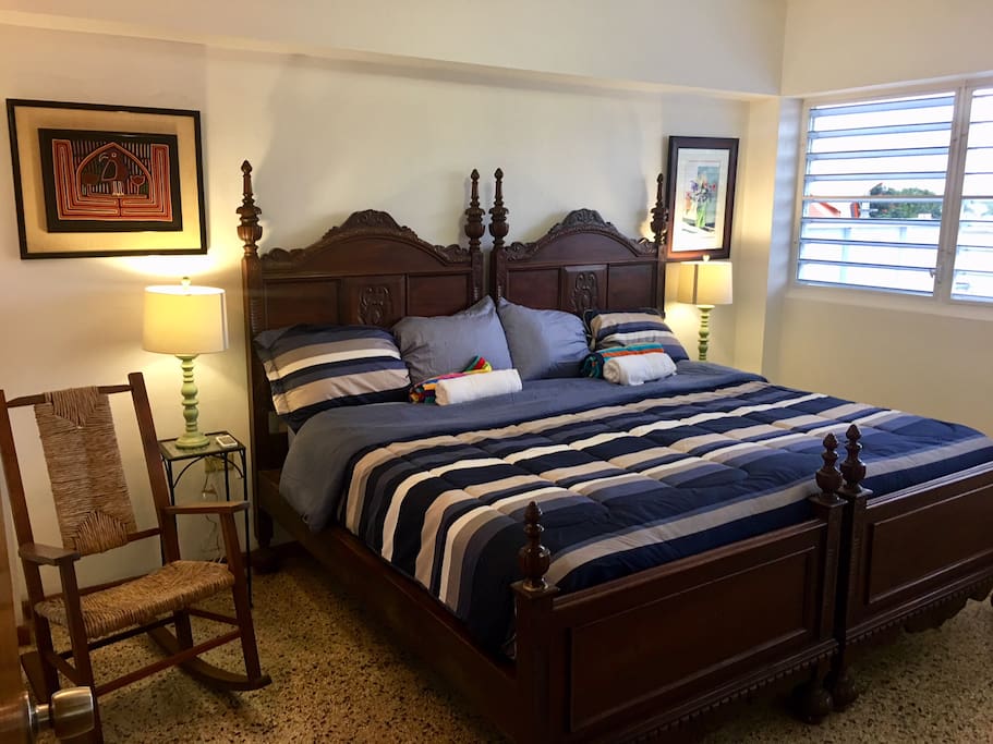 Master bedroom, king-sized bed. A/C.