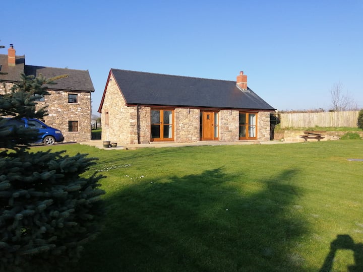 The Annexe, Green Meadow Farm Guesthouses for Rent in Magor, Wales