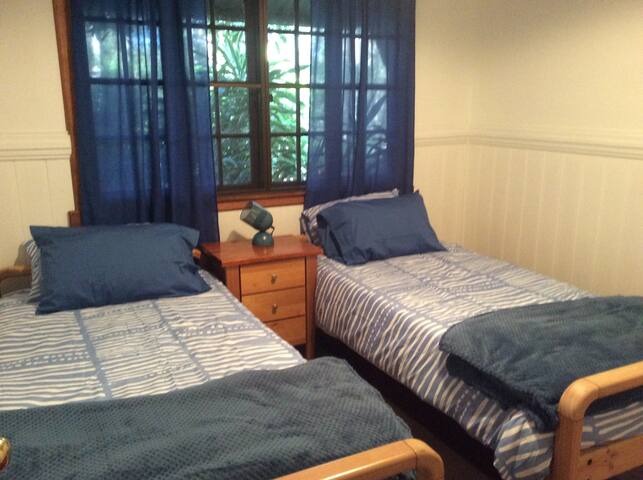 Sunshine Coast Queensland - Quiet Bush Setting