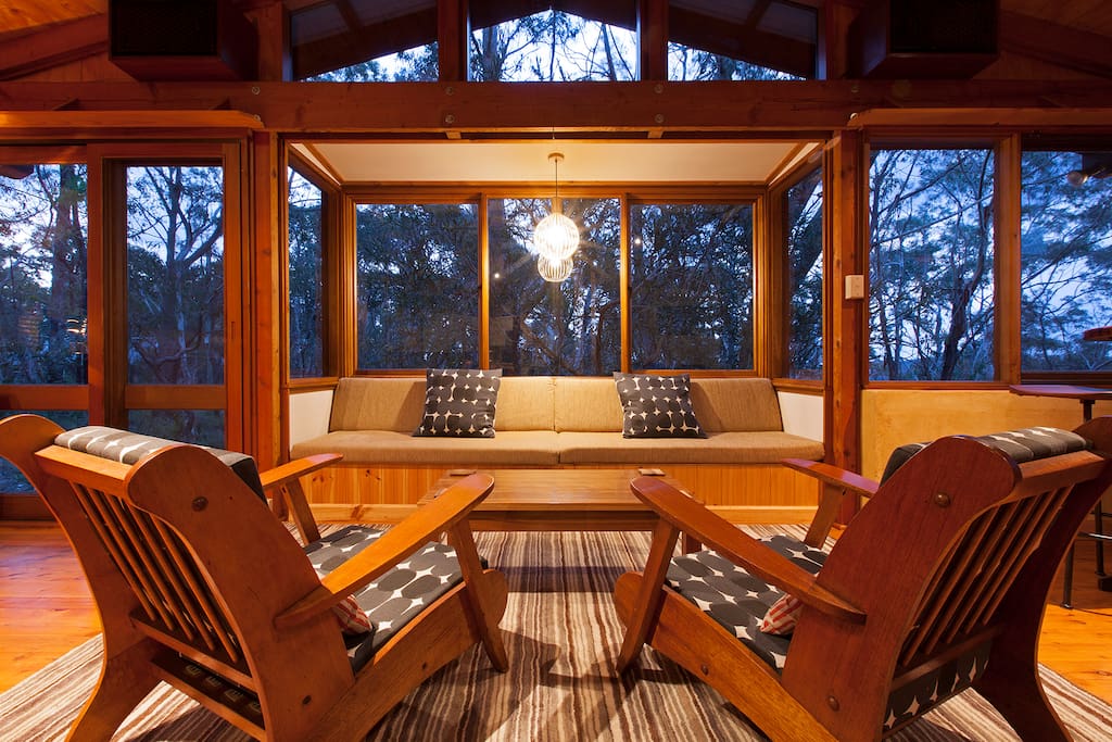 An evening in Healing House full of spaciousness and soothing sky views.