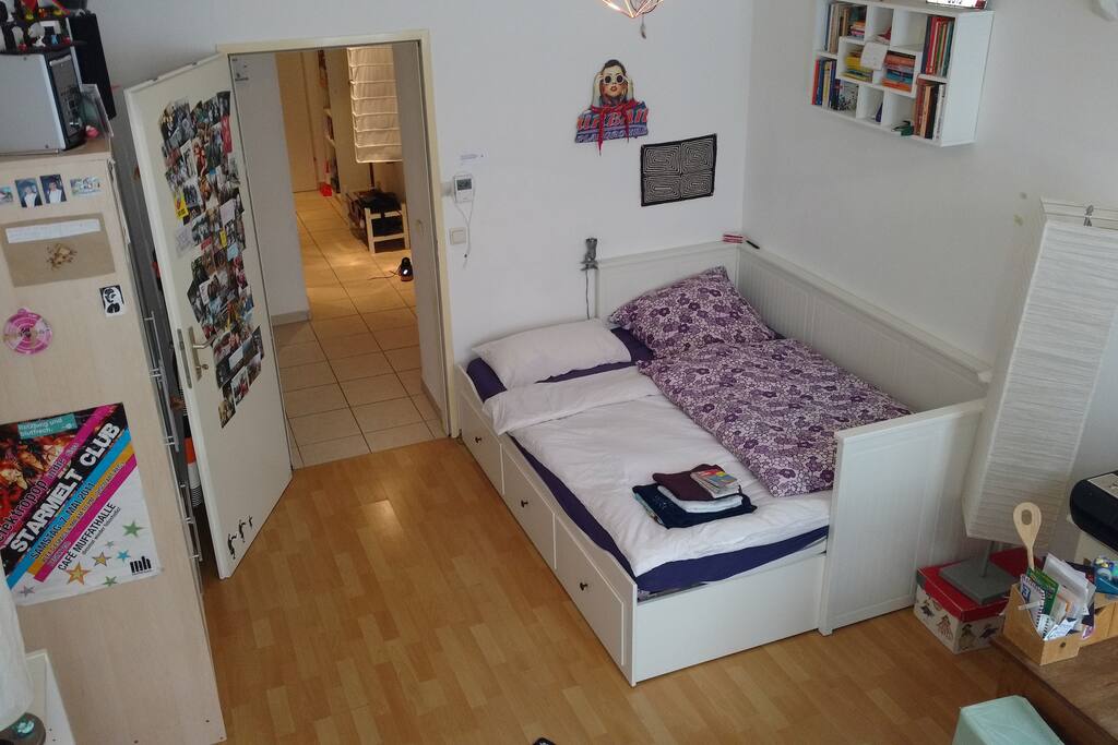 Room (2/2)