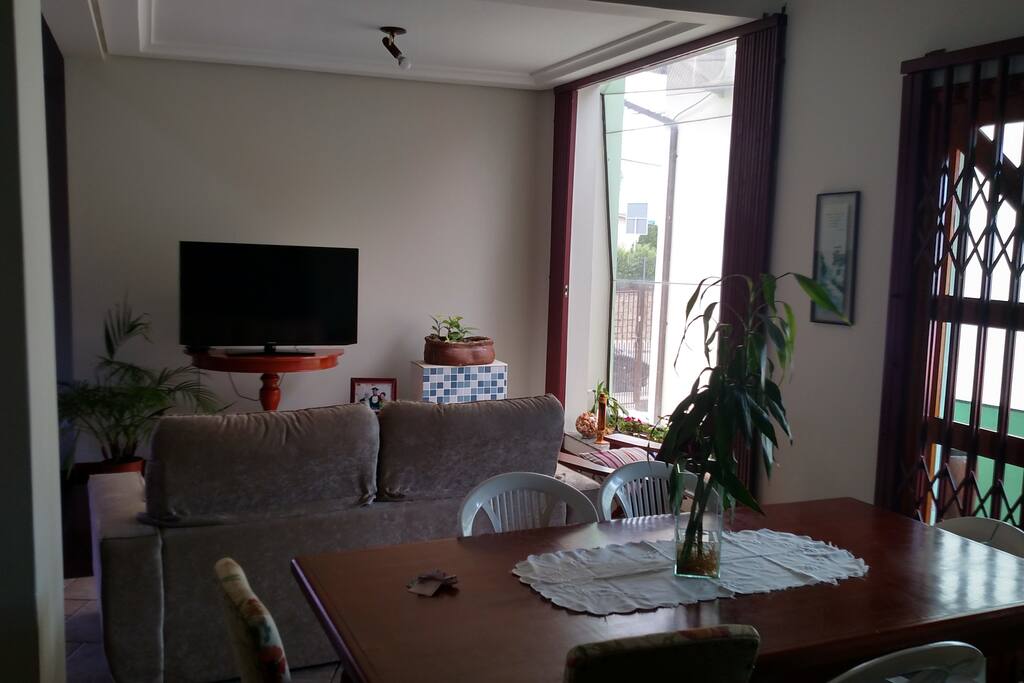 Sala de estar e TV