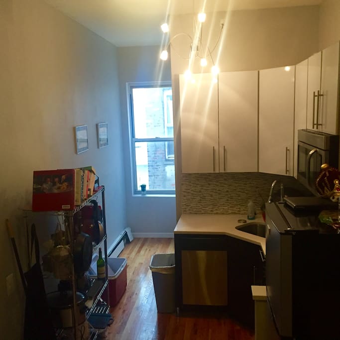 Fully Stocked Kitchen