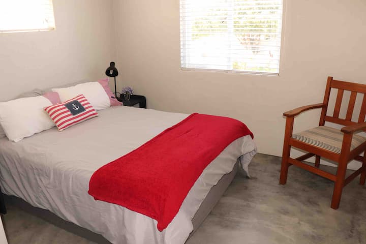 غرفة النوم 1