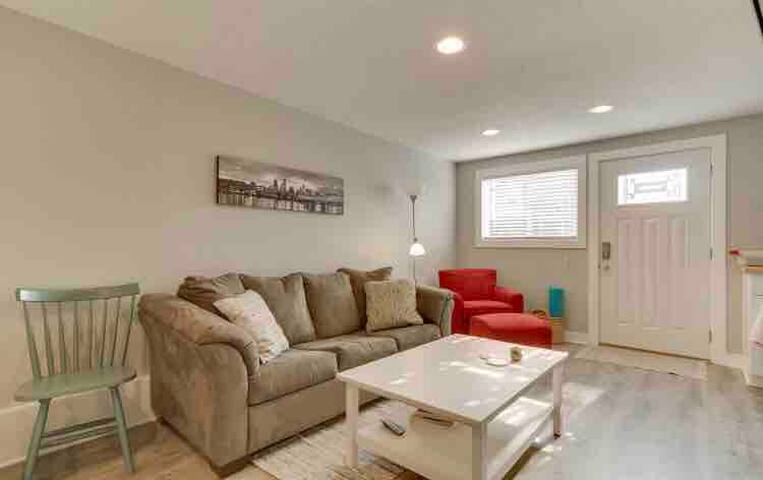 Vacation Rentals Homes Experiences Places Airbnb