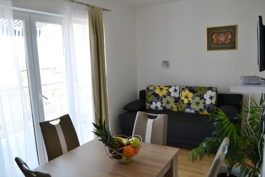 Living room, Surface: 6 m²
