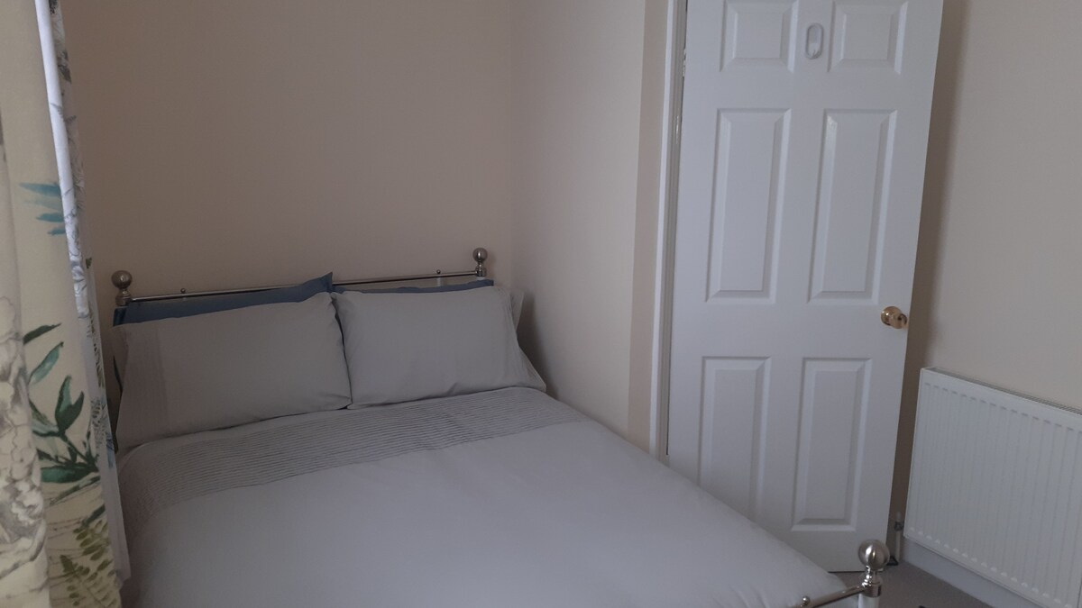 Spavaća soba 3 - Mali bračni krevet 