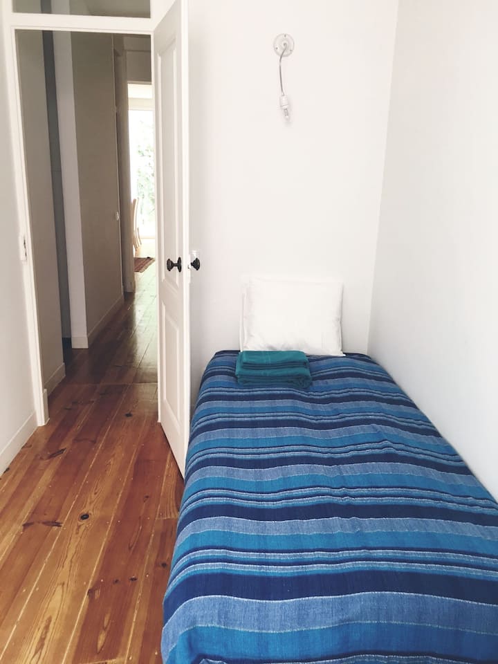 Schlafzimmer 1
