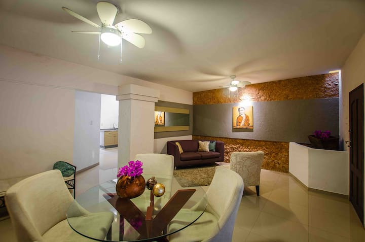 Charming Casa Frida: Pool & Privacy Near Centro - Mérida