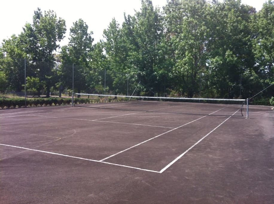 tennis court