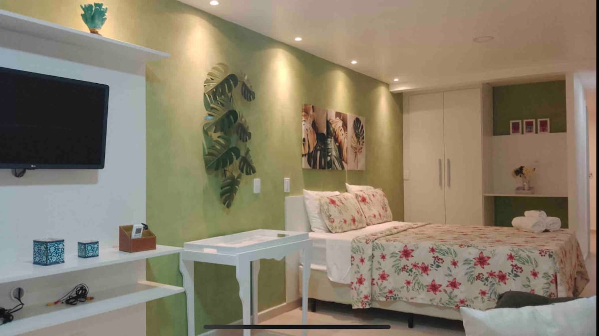 บรรยากาศกว้างทันสมัยและซับซ้อน